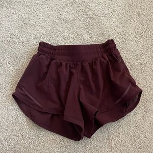 Lululemon Hotty Hot Short | Burgundy | 2.5"